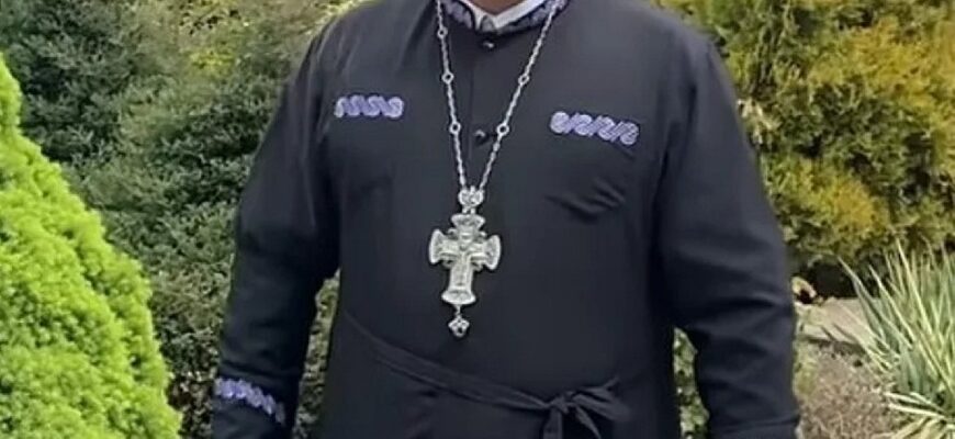 Жалоба та чорний одяг після смерті рідних: священник розкрив несподіваний нюанс