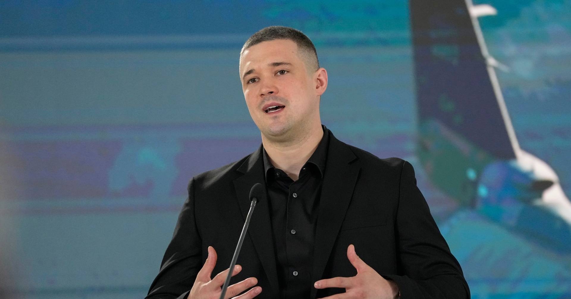 Михайлу Федорову дорікнули через старий проєкт «Армії роботів» трирічної давнини