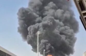Ракета хуситів поцілила в аеропорт Ер-Ріяда: сотні людей під завалами та жертви