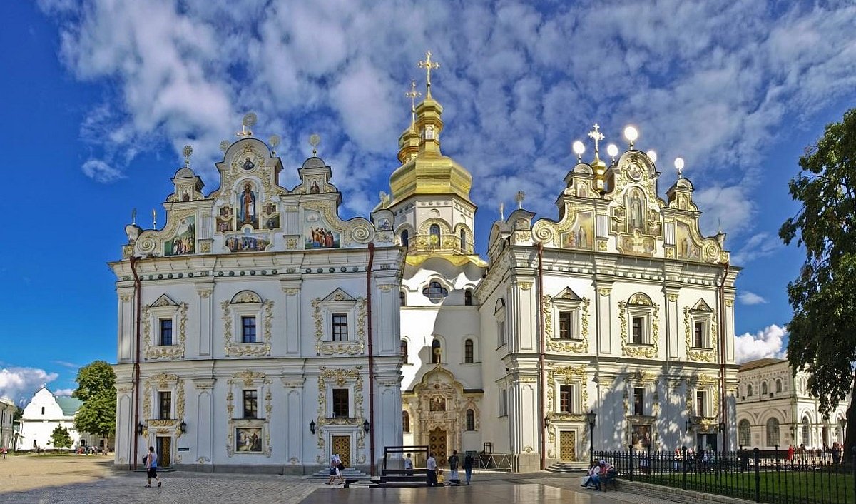 Простромив списом розіп’ятого Ісуса та зцілився: церква вшановує Лонгіна Сотника
