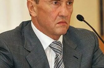 Леонід Черновецький двічі був одружений, а його дружина Олена молодша за нього на 19 років