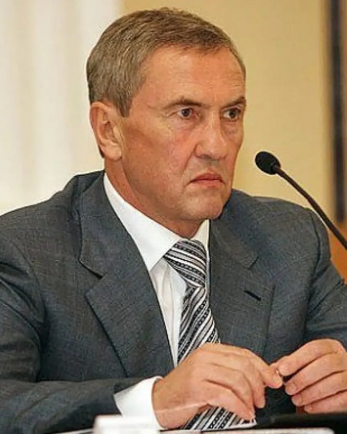 Леонід Черновецький двічі був одружений, а його дружина Олена молодша за нього на 19 років