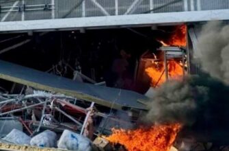 Ворог знову вдарив по найбільшому ТРЦ Запоріжжя: спалахнула масштабна пожежа!