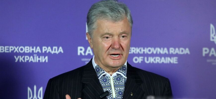 Симпатії українців різко змінилися: опитування вивело Порошенка до трійки лідерів виборчих перегонів