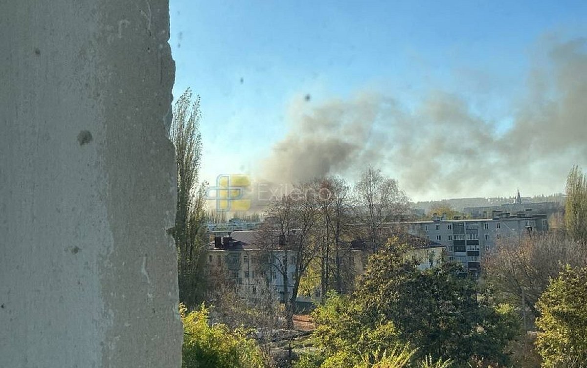 Потужний удар по заводу ракет «Іскандер» у Росії: над містом Єлець стоїть дим!