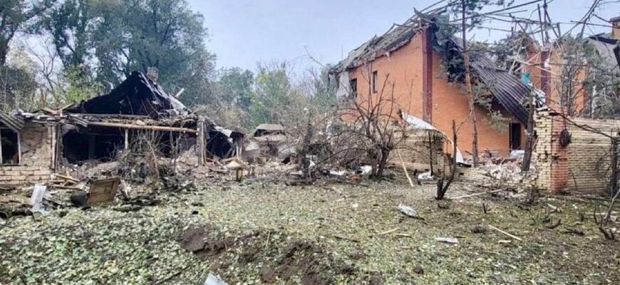 Удар по житлових будинках у Запоріжжі: є руйнування та постраждалі!