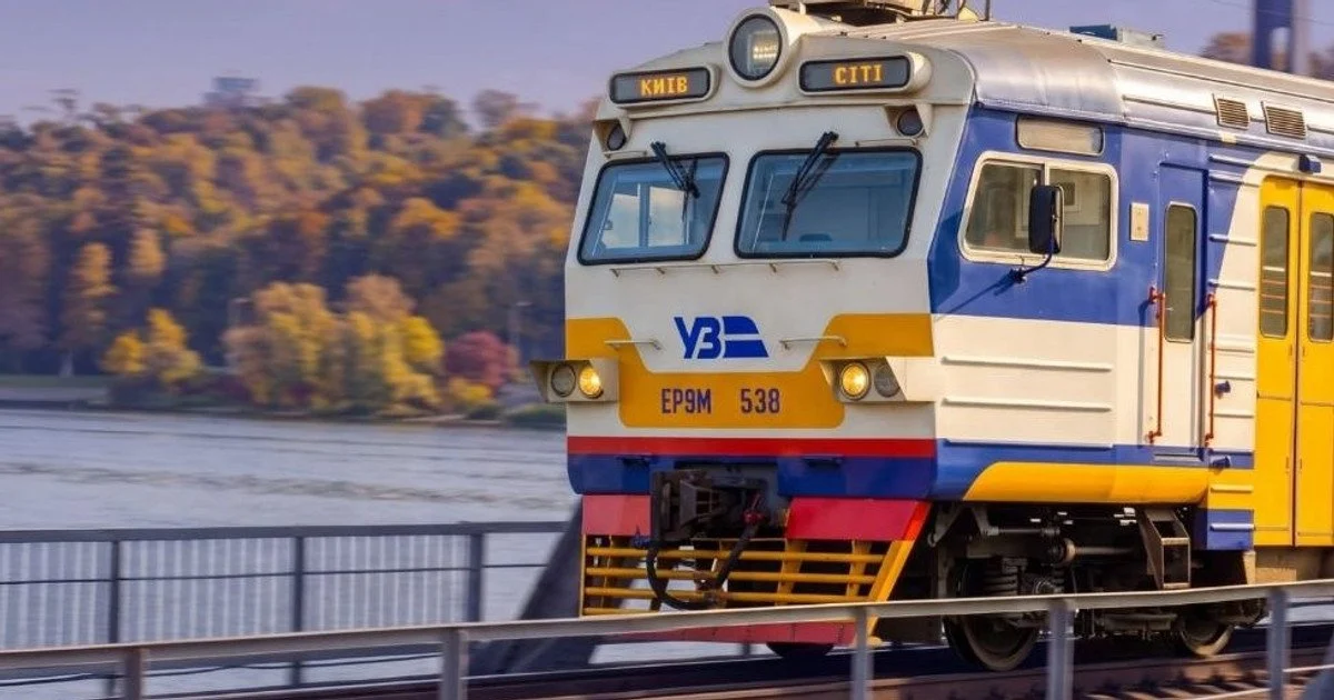 Удар по Південному мосту й колапс метро в Києві: як тепер дістатися на інший берег