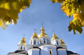 Церковні свята 2027 року: коли українці святкуватимуть Великдень, Трійцю та Різдво