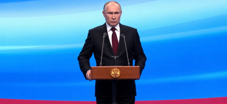 Виступ Путіна раптово обірвався просто під час ефіру: глядачі почули тривогу!