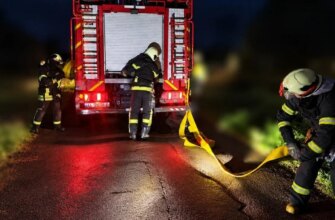 Масований удар по залізниці на Житомирщині: палало всю ніч, рятувальники бігли в укриття