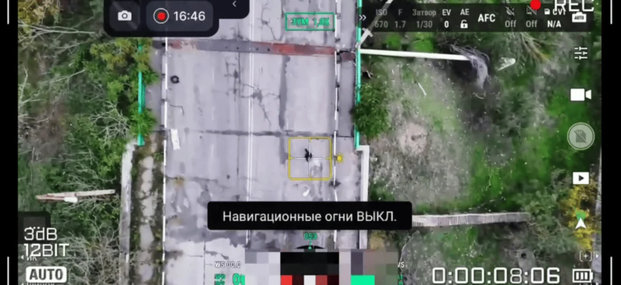 Російський дрон цілеспрямовано атакував херсонця із собакою: тіла виявили на мосту