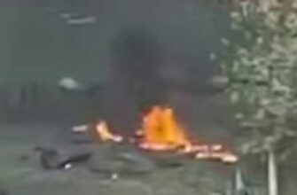 Удар по території школи в Києві: поруч дитячий майданчик, але врятувало одне