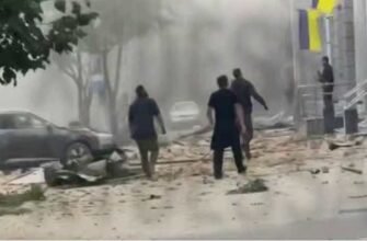 Удар по центру Одеси серед білого дня: показали наслідки руйнувань на вулиці Удар по центру Одеси серед білого дня: показали наслідки руйнувань на вулиці