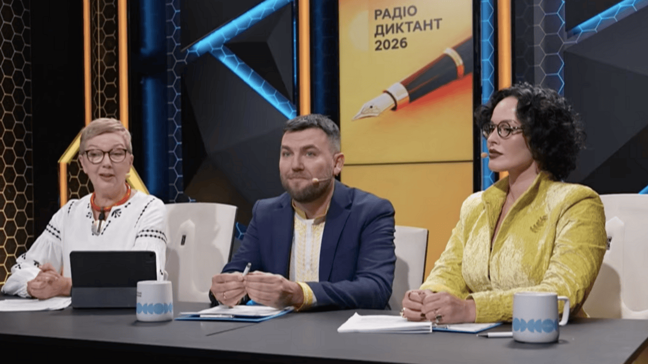 Даша Астафʼєва читала Радіодиктант національної єдності: оприлюднено щемливий текст ветерана