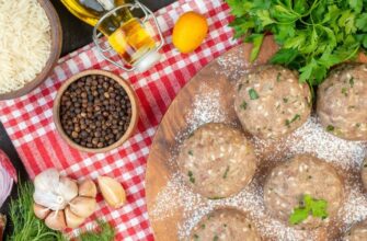 Сира чи обсмажена цибуля в фарші: кулінари розкрили несподіваний нюанс