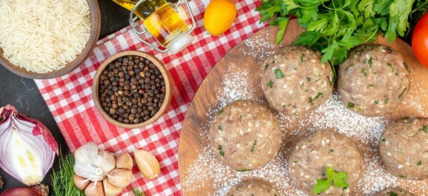 Сира чи обсмажена цибуля в фарші: кулінари розкрили несподіваний нюанс