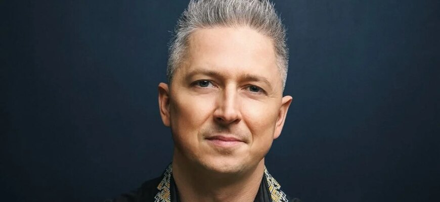 Олександр Педан переніс операцію: шоумен показав знімок перелому та повідомив про свій стан