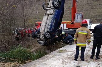 Пішли на день народження — а на ранок водолази дістали авто з трьома дітьми з річки