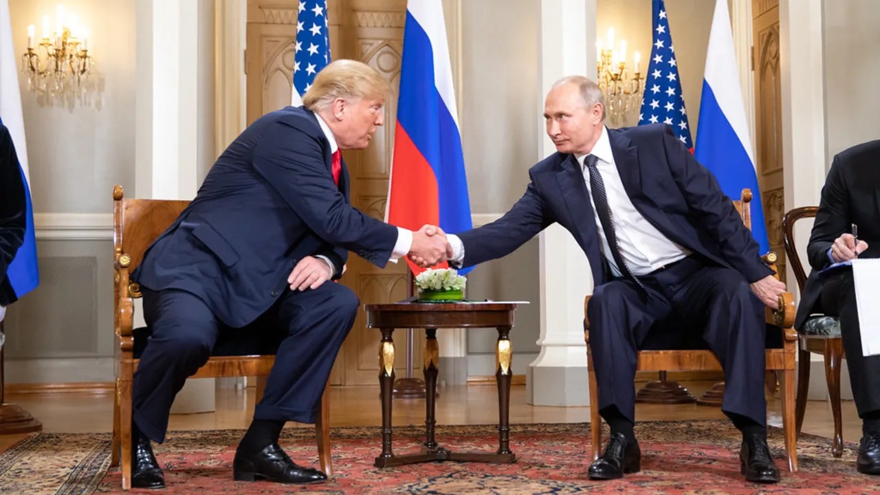 США послабили санкції на російський дизель після розмови Трампа з Путіним