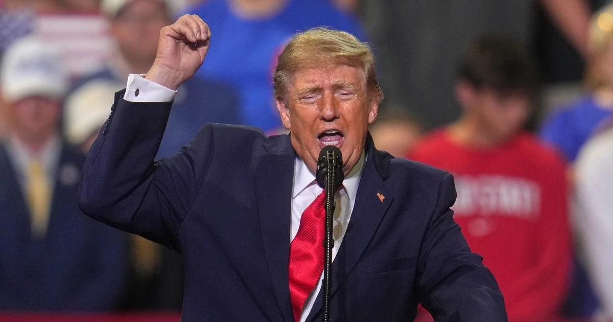 Трамп хотів перейменувати Атлантичний океан на свій честь, але в Google йому відмовили