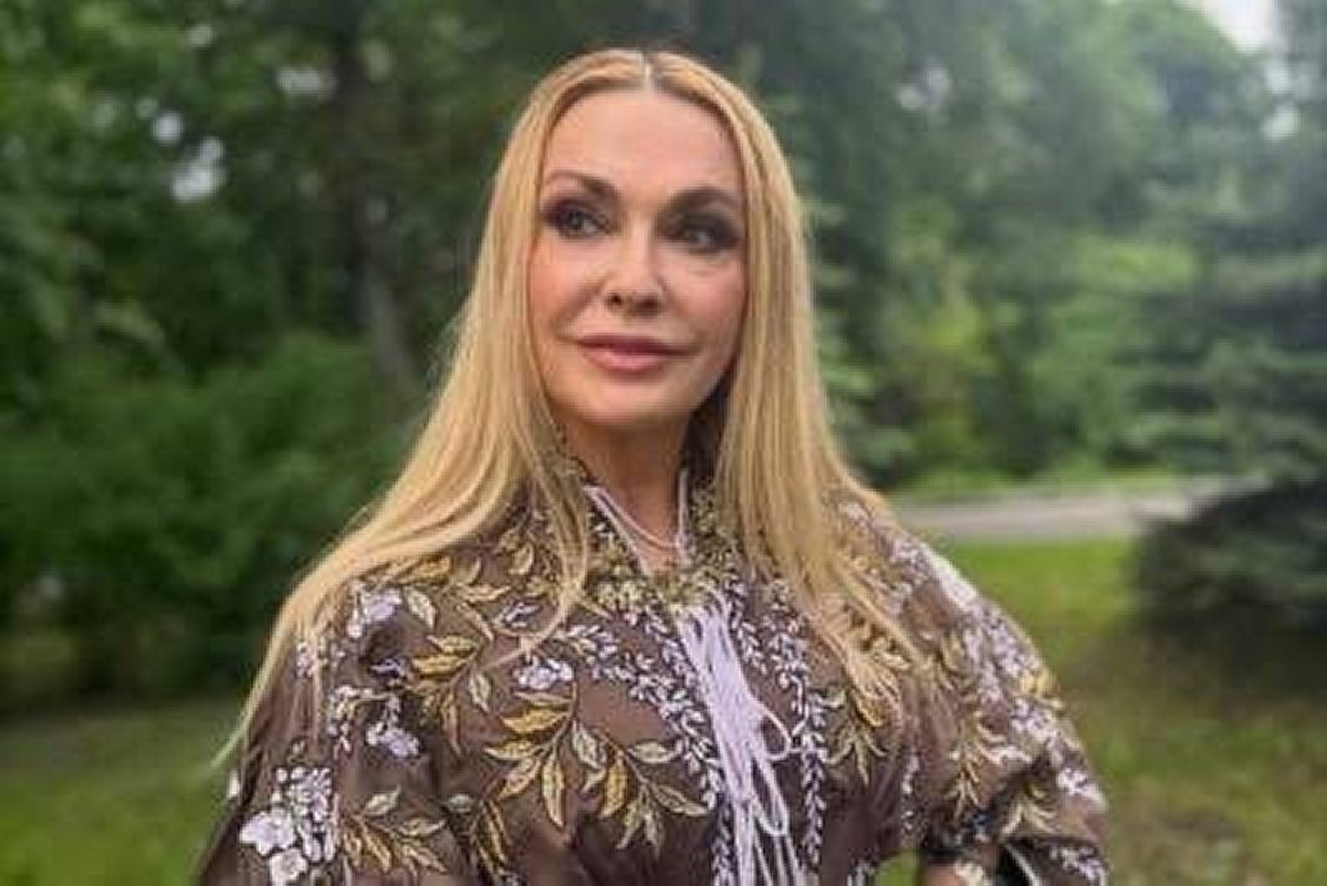 Ольга Сумська показала темні київські будні без води та світла