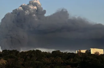Російські окупанти зранку атакували Дніпро та спричинили пожежу