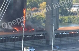 У Києві «Шахед» поцілив у Південний міст просто під час руху потяга метро: що відомо