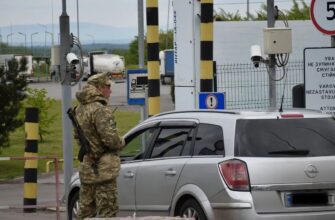 Виїзд чоловіків за кордон з 1 листопада: кого розвернуть на пункті пропуску