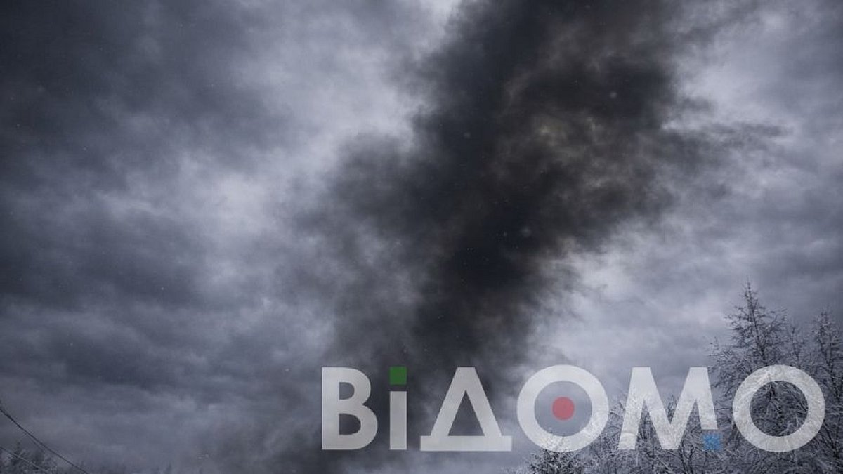Серія вибухів у Дніпрі: ворог атакував обласний центр ракетами з особливою небезпекою