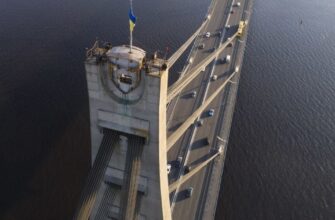 Вибух пошкодив Північний міст у Києві: фахівці пояснили, чи є загроза обвалу
