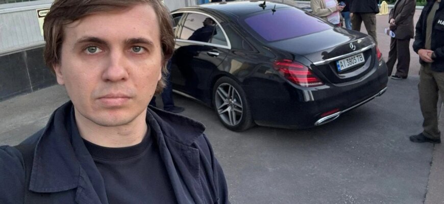 У Відні після тривалого затримання відпустили Михайла Ткача, а його поранений колега опинився в лікарні